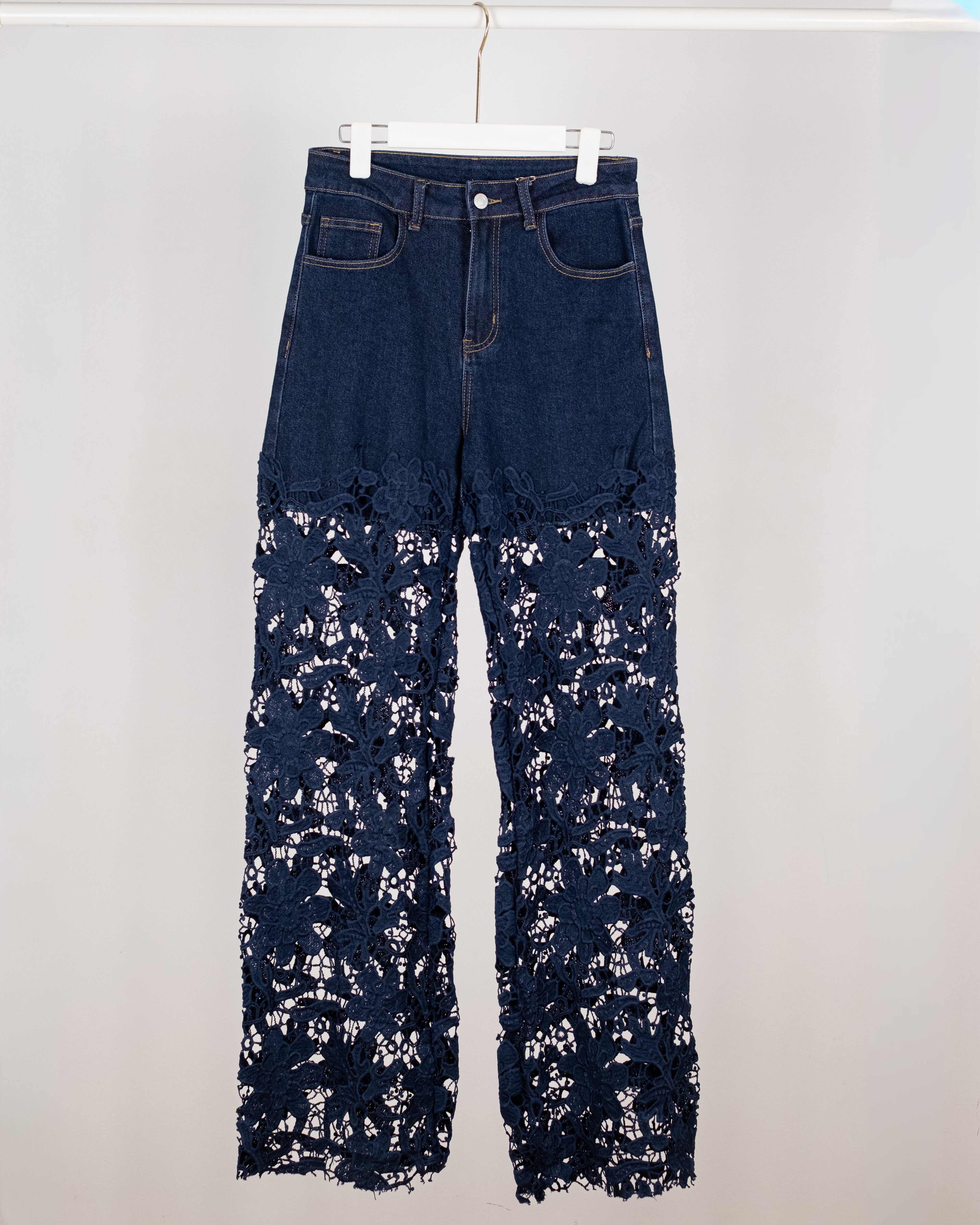 Calça Rendada de Ganga